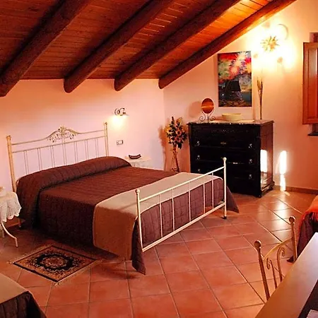 Beata Solitudo Oda ve Kahvaltı Agerola