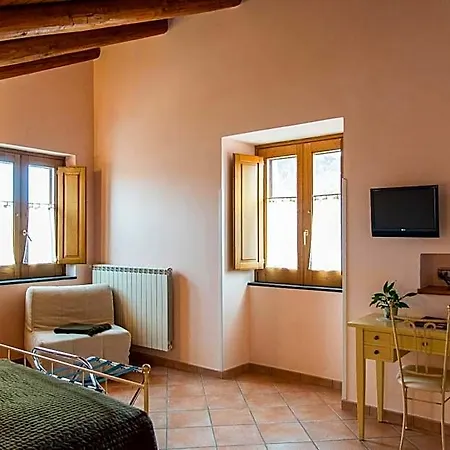 Beata Solitudo Bed and Breakfast