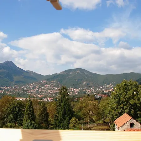 B&B Beata Solitudo 아제롤라