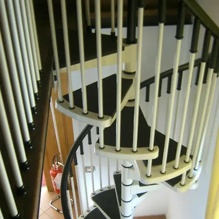 B&B Beata Solitudo 아제롤라